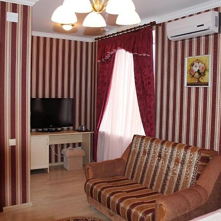 Nika Hotel Miyory Buitenkant foto