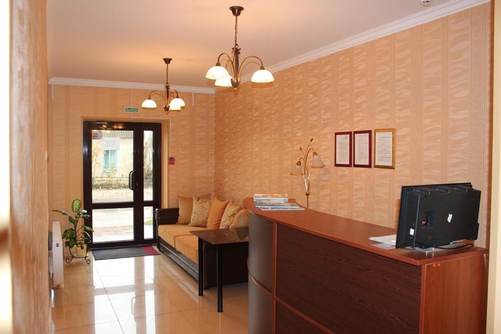 Nika Hotel Miyory Buitenkant foto